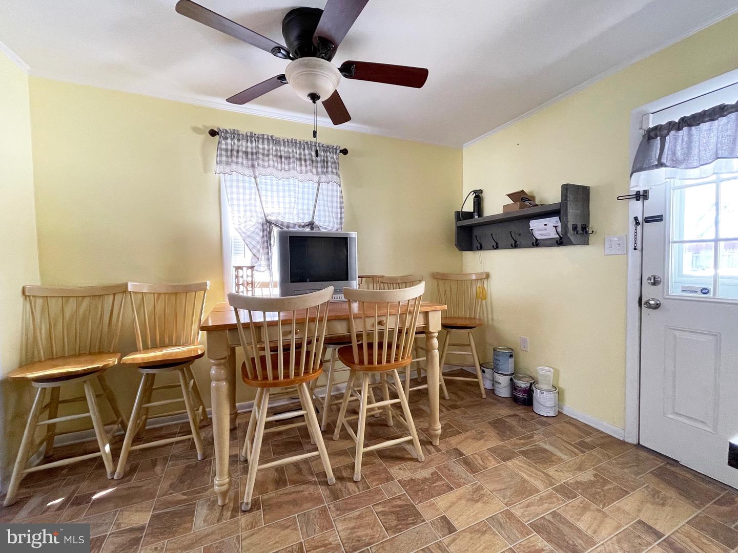 1304 GRAPEVINE ROAD