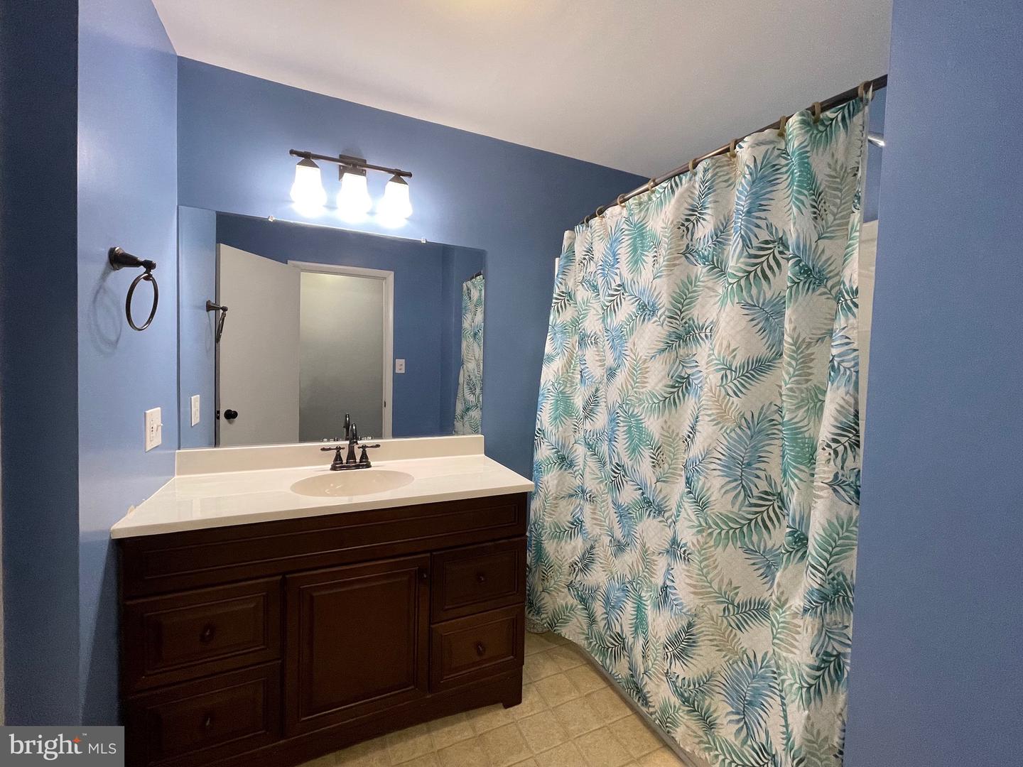 1304 GRAPEVINE ROAD