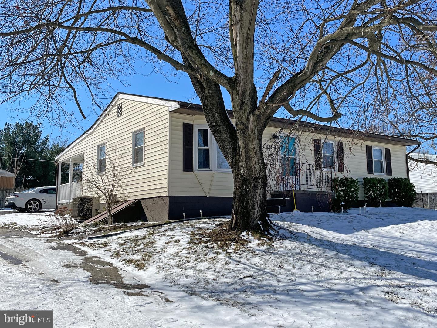 1304 GRAPEVINE ROAD