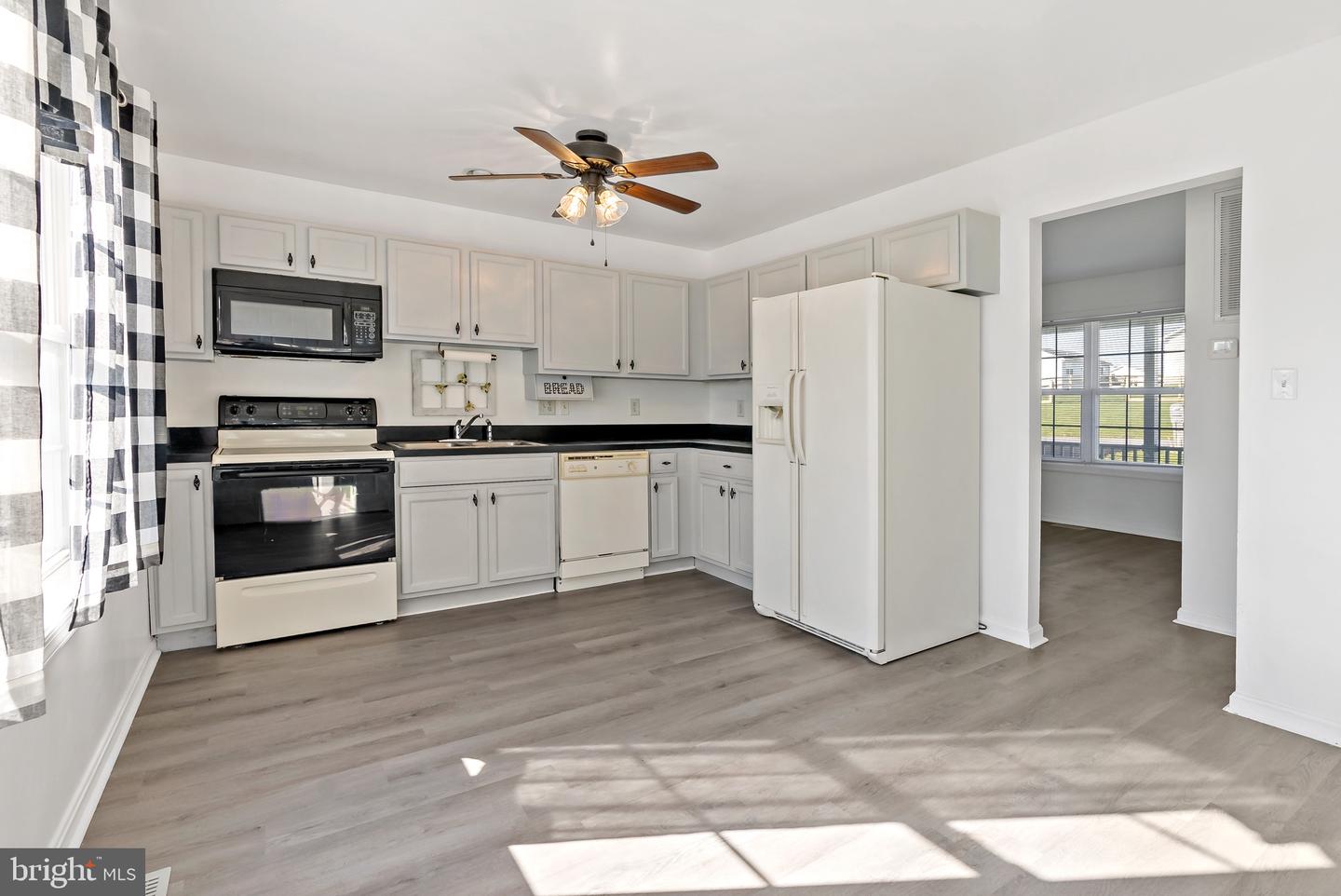 36 PEREGRINE DRIVE