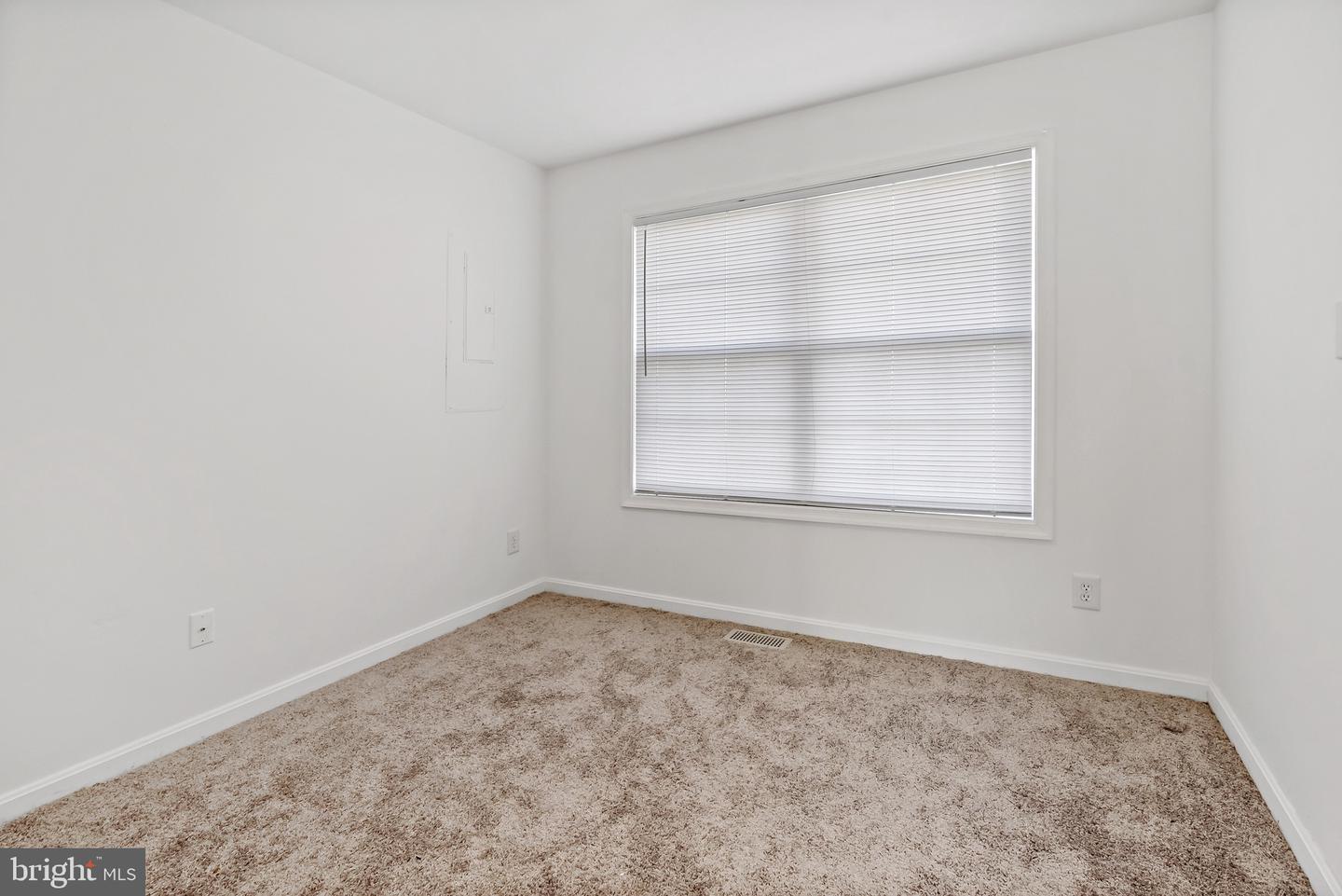 36 PEREGRINE DRIVE