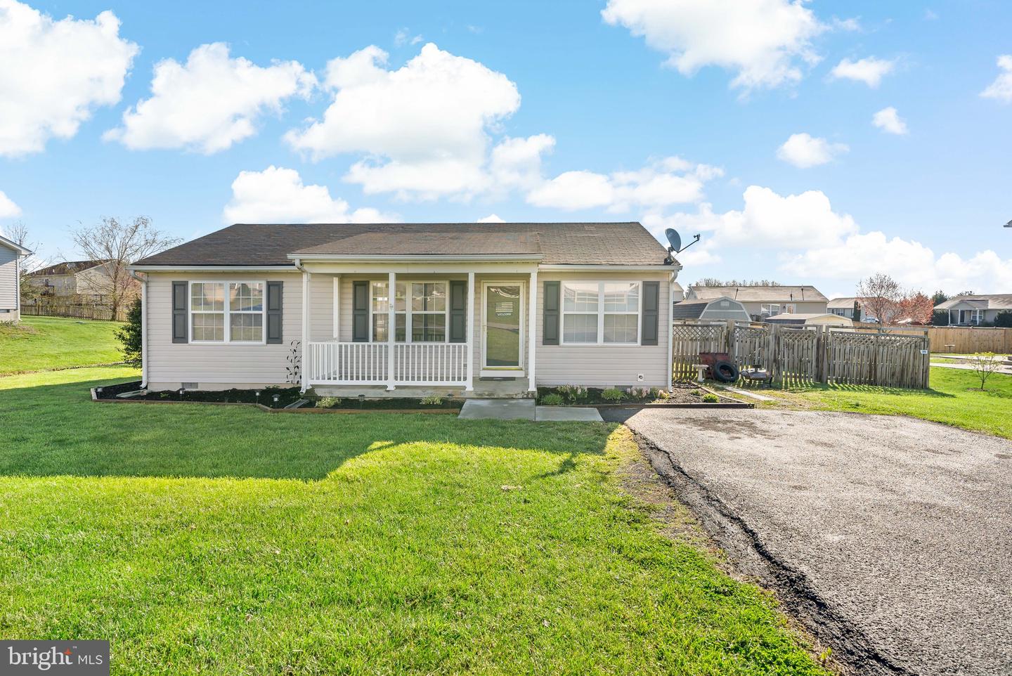 36 PEREGRINE DRIVE