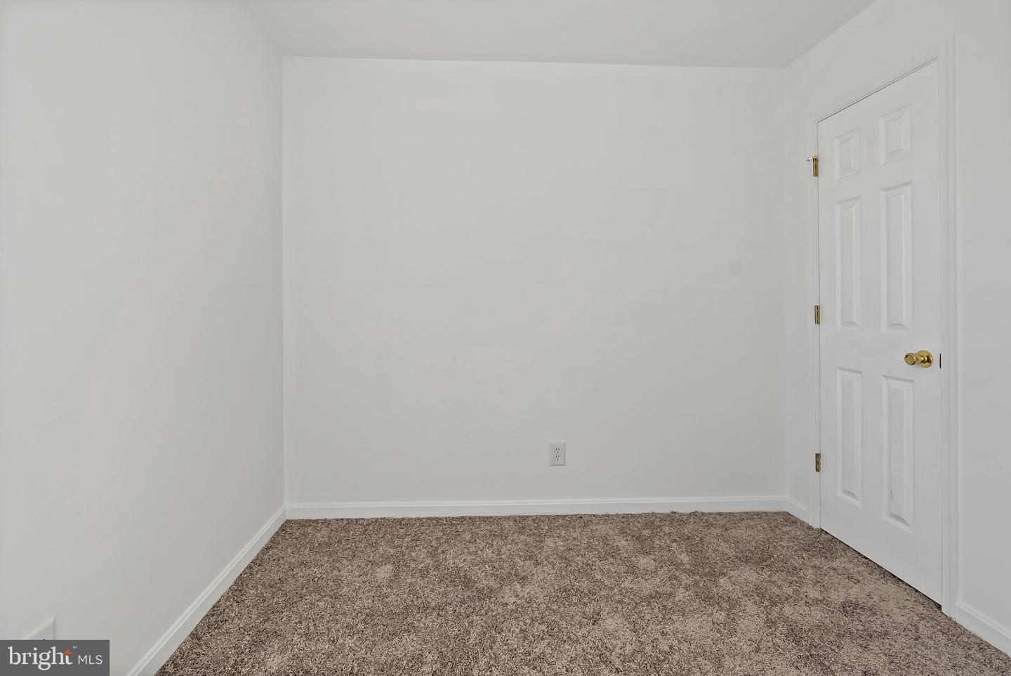 36 PEREGRINE DRIVE