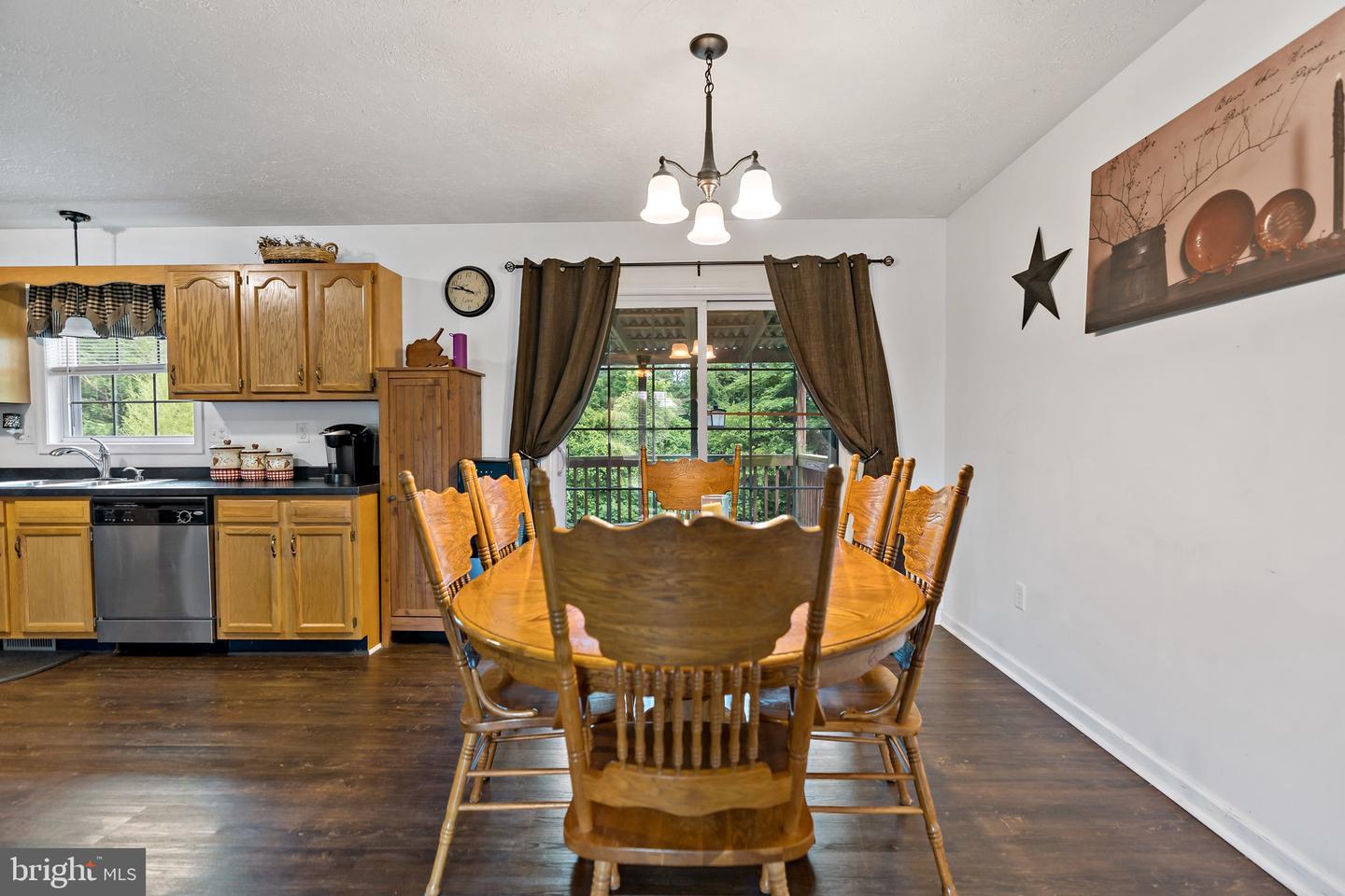 396 WENDOVER DRIVE