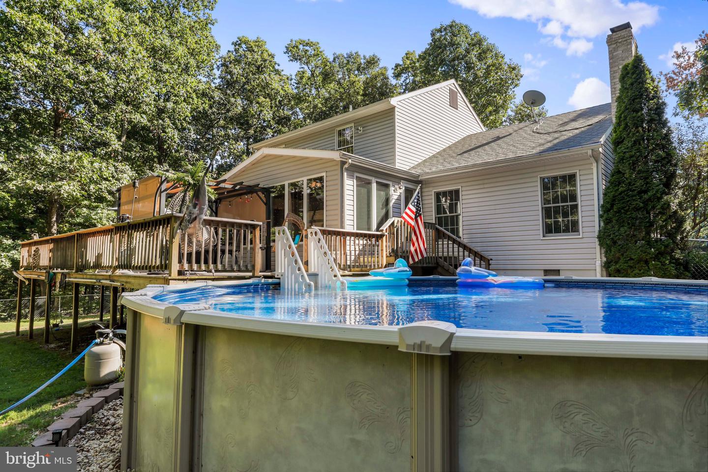 549 FOREVERGREEN DRIVE