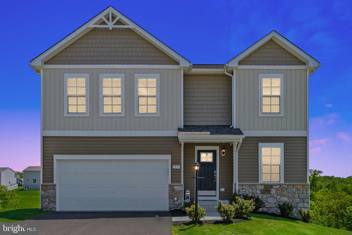 99 LUXOR COURT