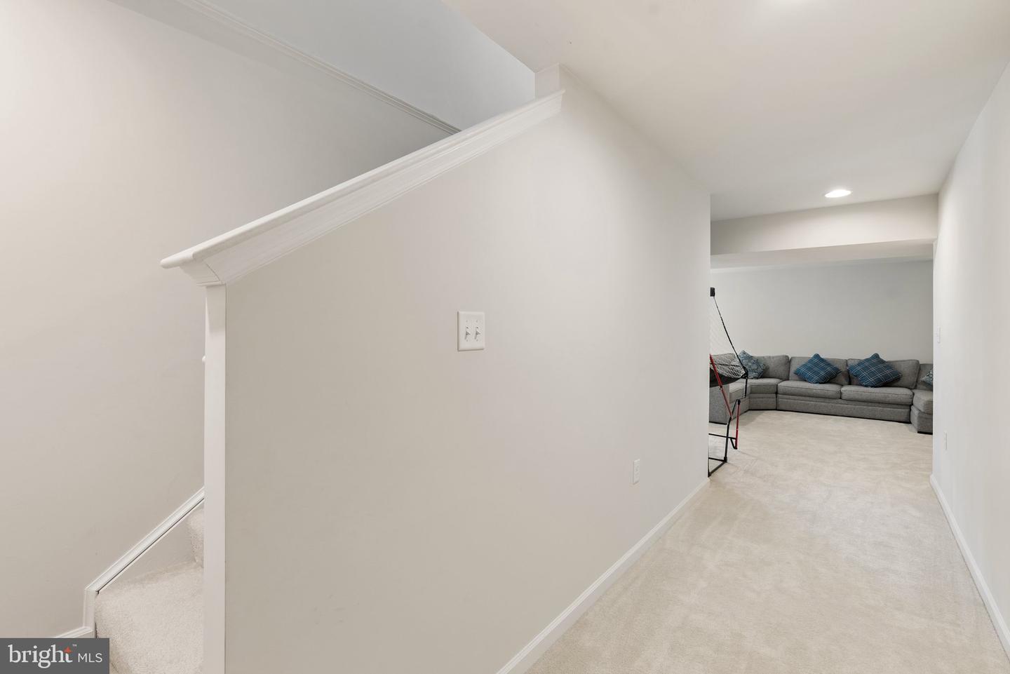 99 LUXOR COURT