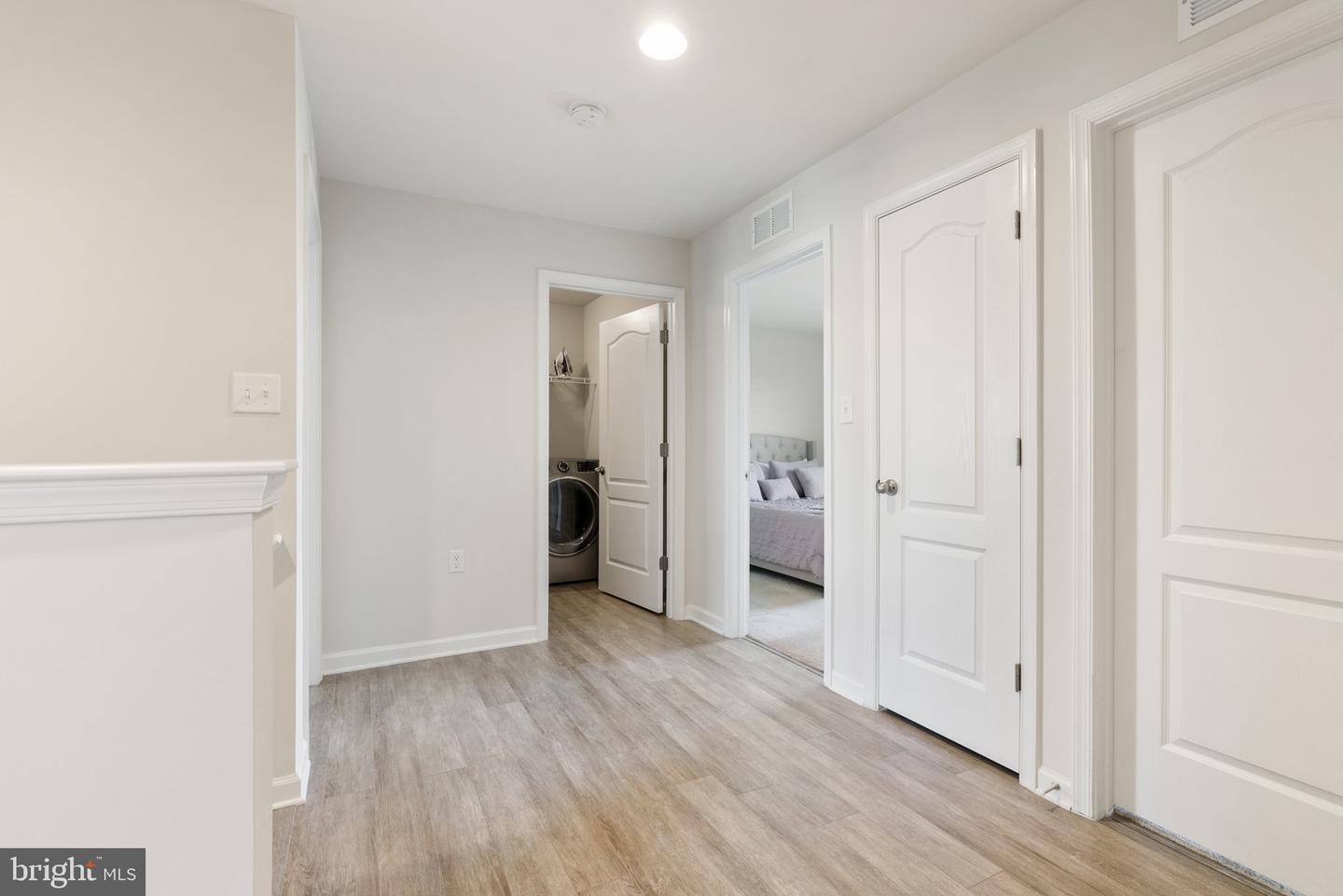 99 LUXOR COURT