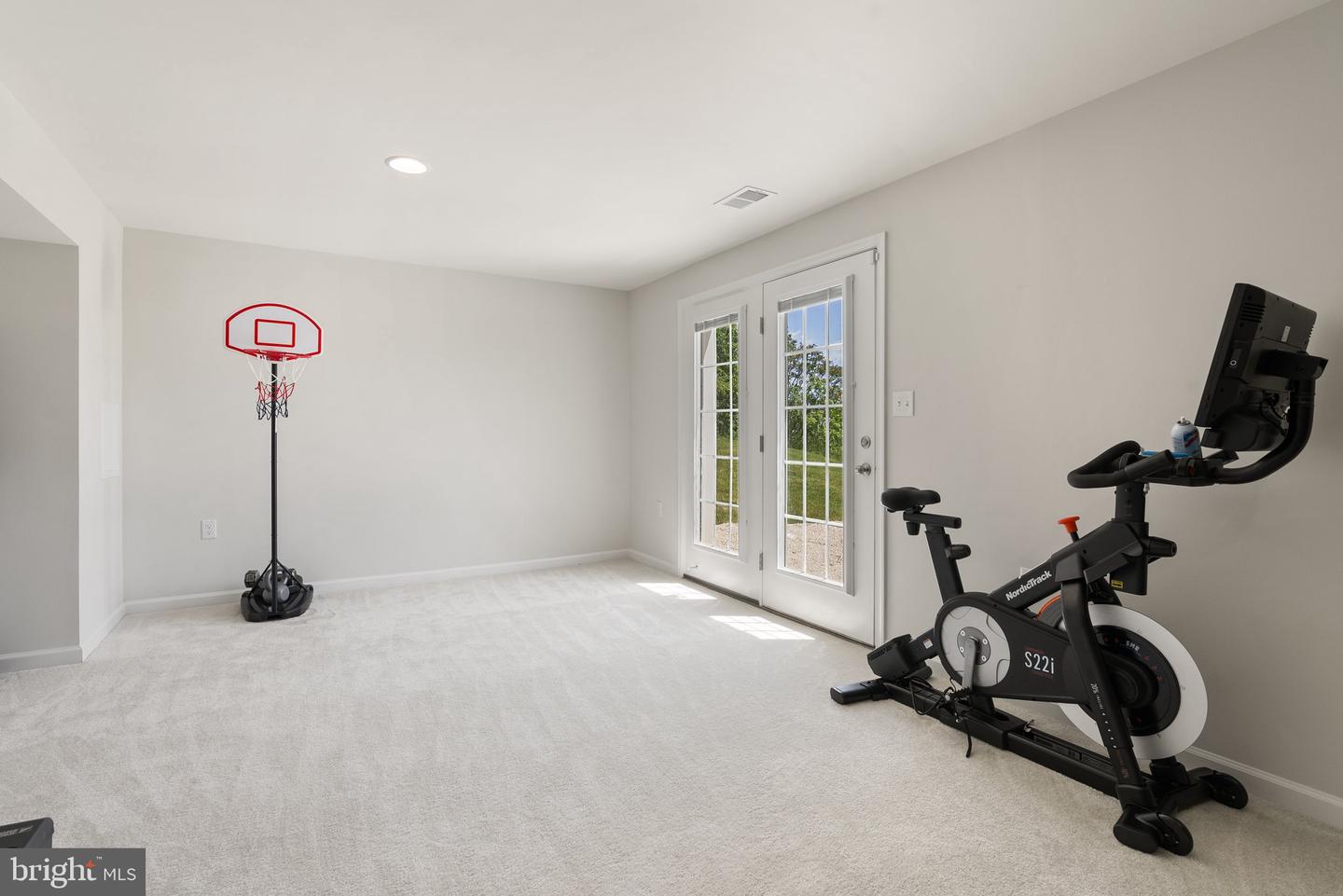 99 LUXOR COURT
