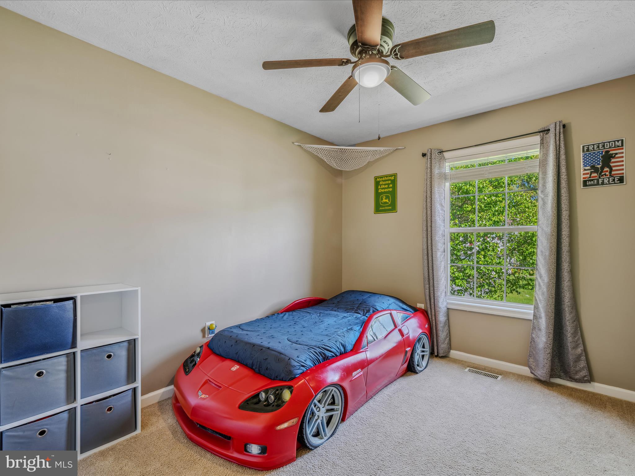 107 Longwood Dr