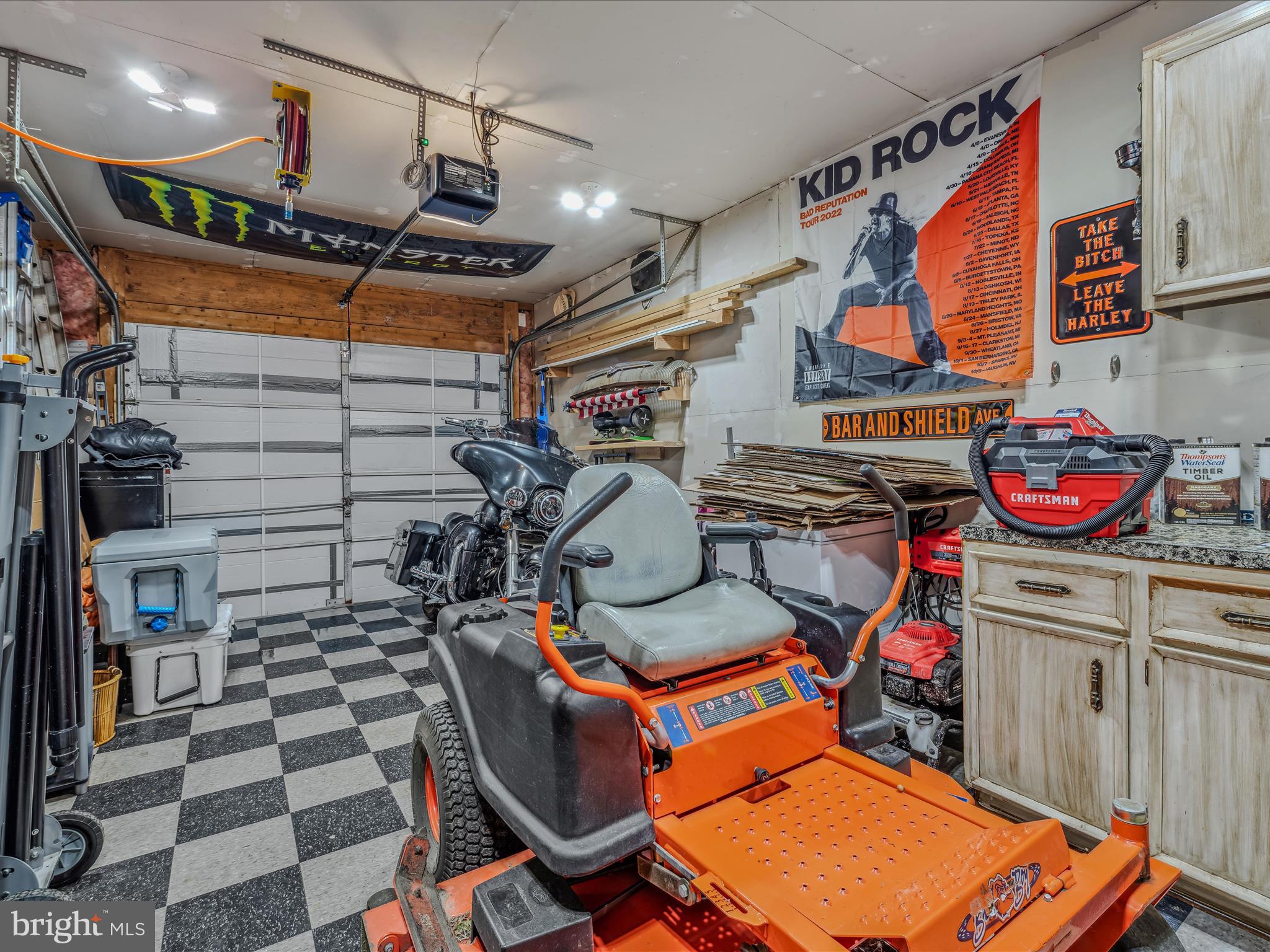 107 Longwood Dr