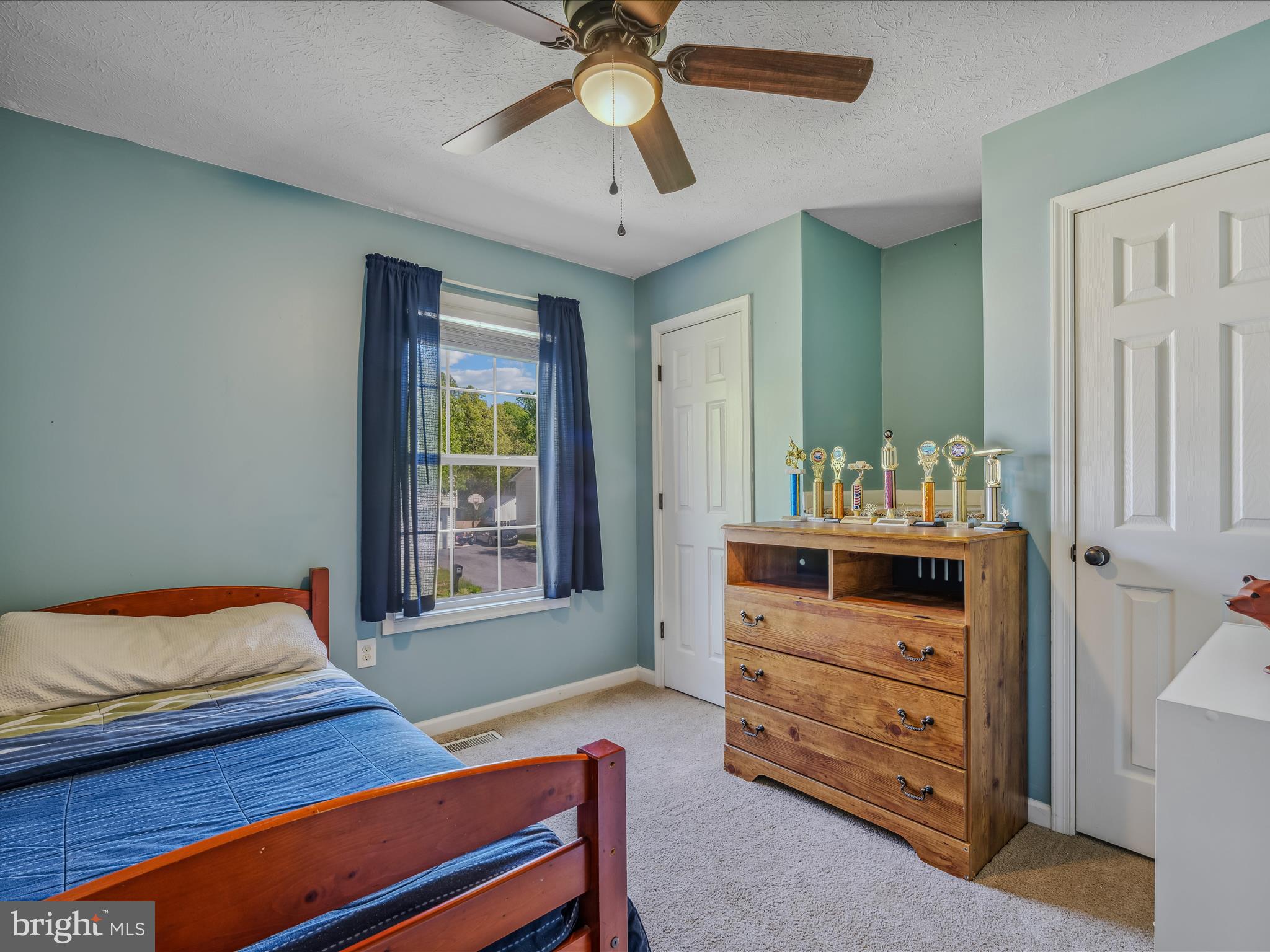 107 Longwood Dr