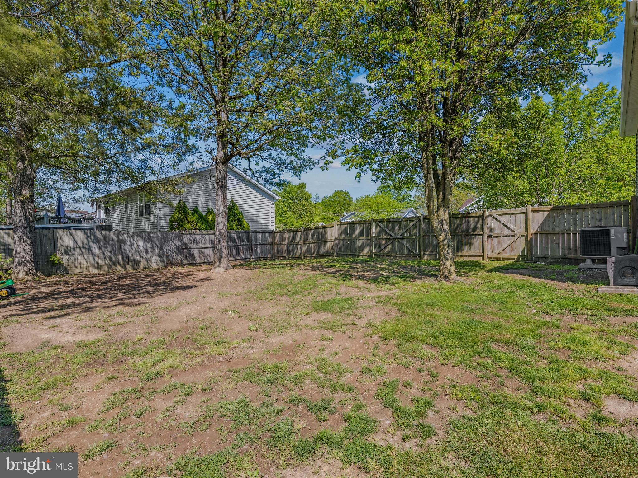 107 Longwood Dr