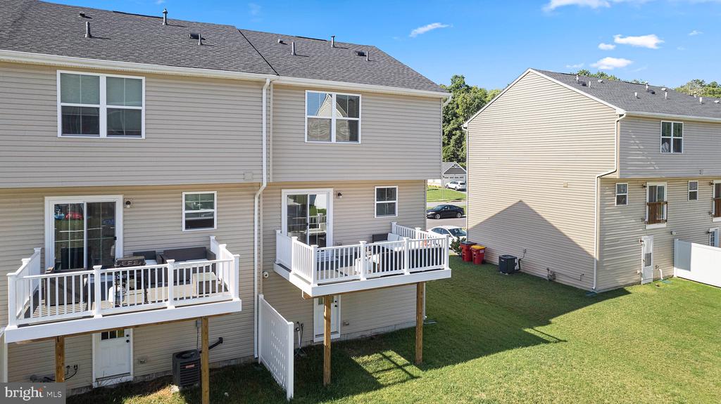 242 Rhea Dr