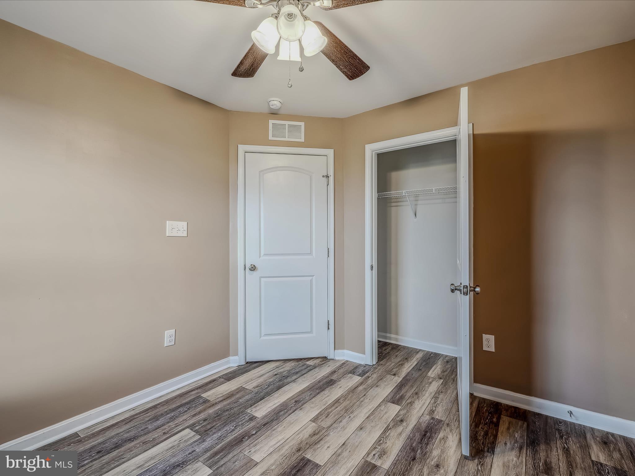 243 DREXEL CT