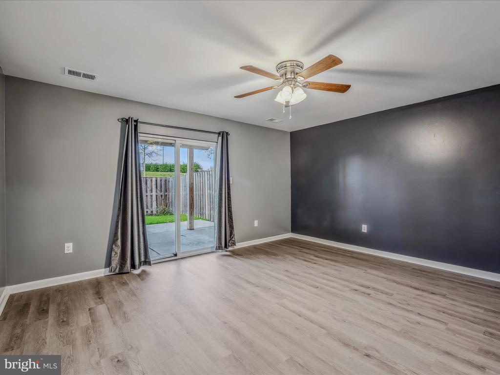 243 DREXEL CT