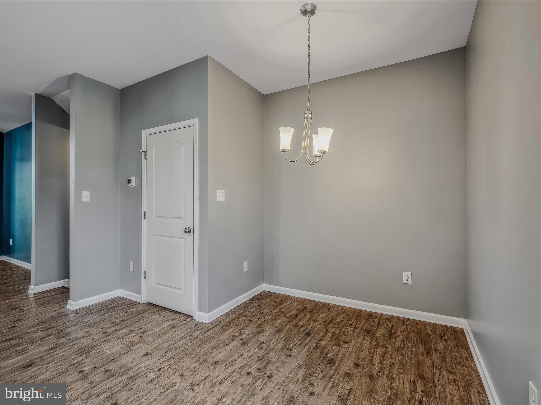 243 DREXEL CT