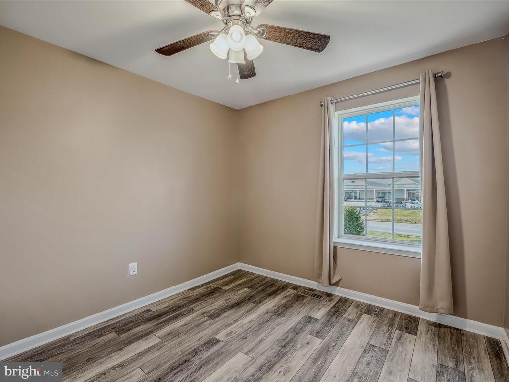 243 DREXEL CT
