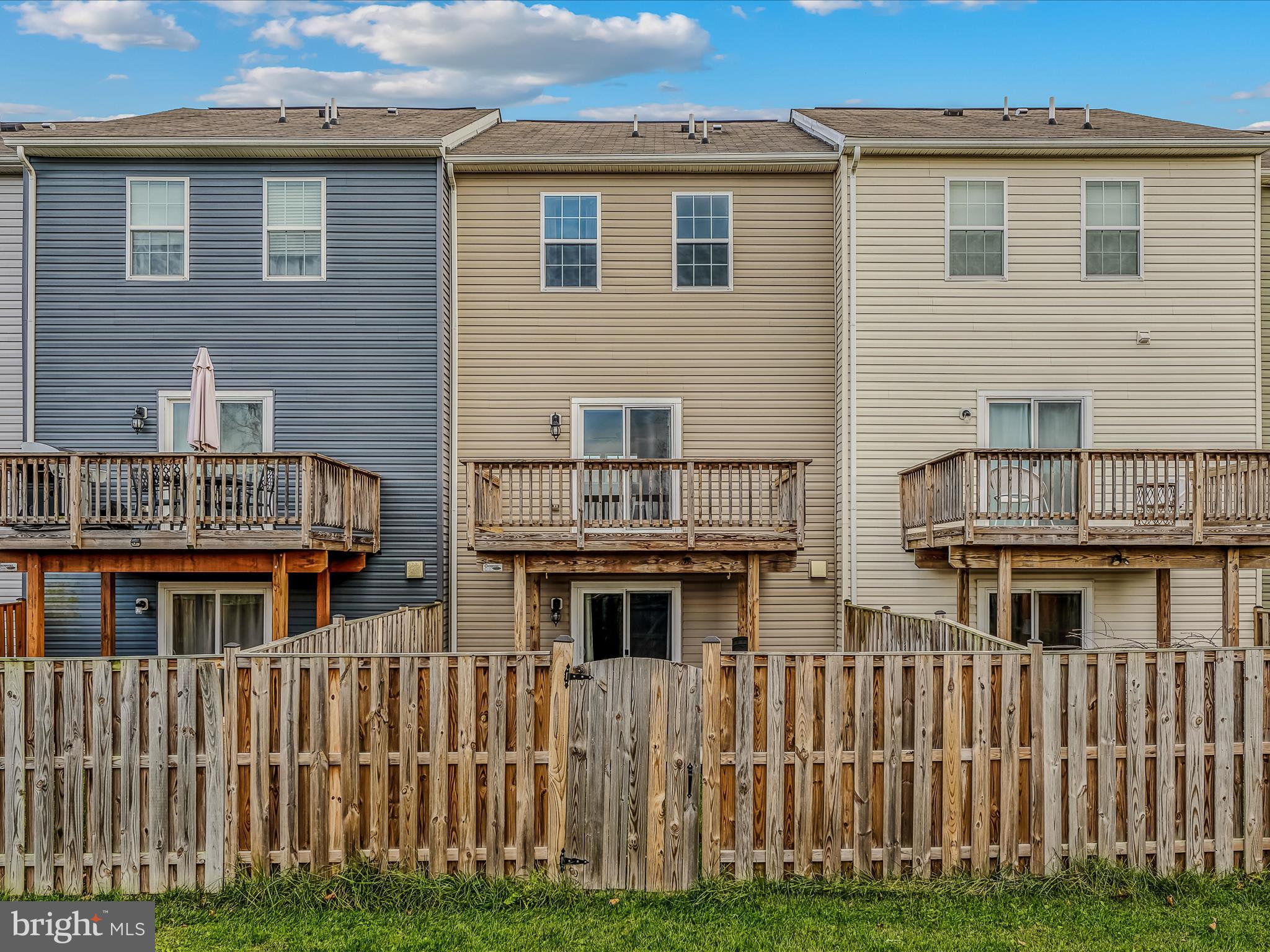 243 DREXEL CT