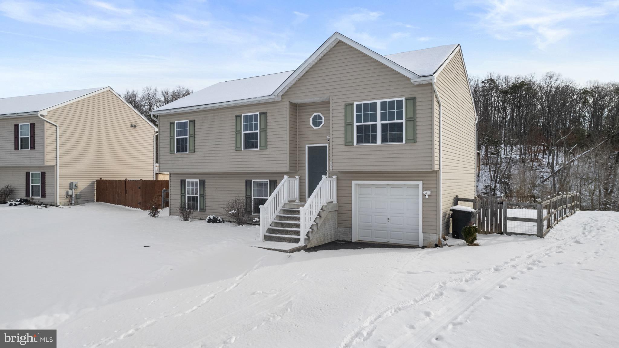 145 Eisenhower Cir