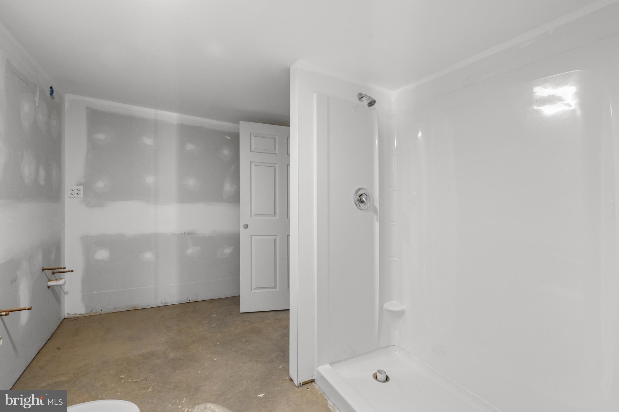 145 Eisenhower Cir