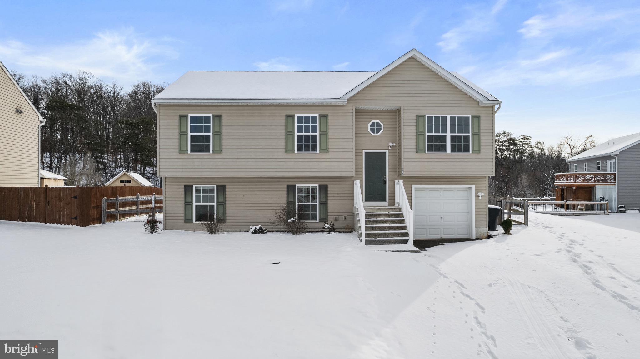145 Eisenhower Cir