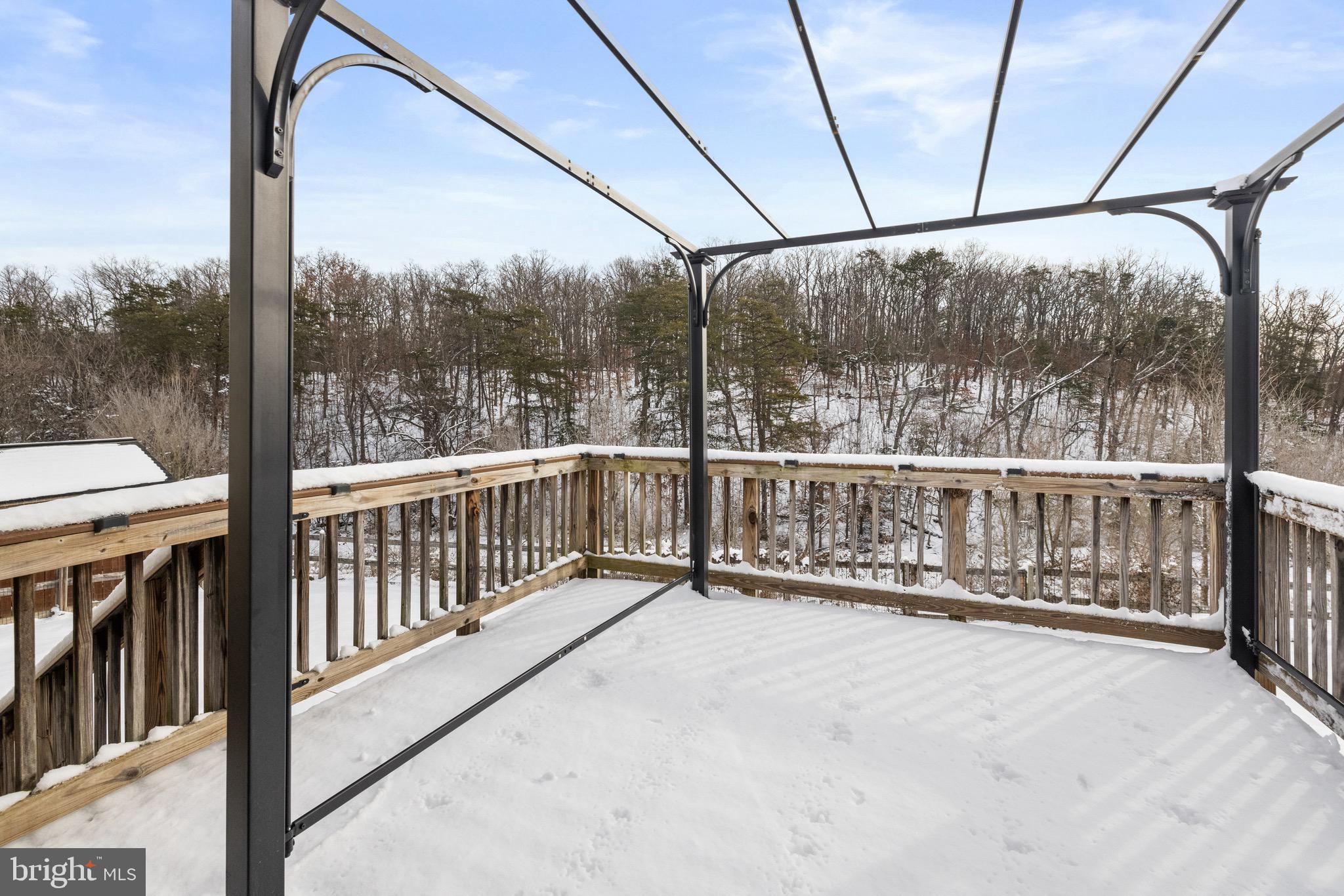 145 Eisenhower Cir