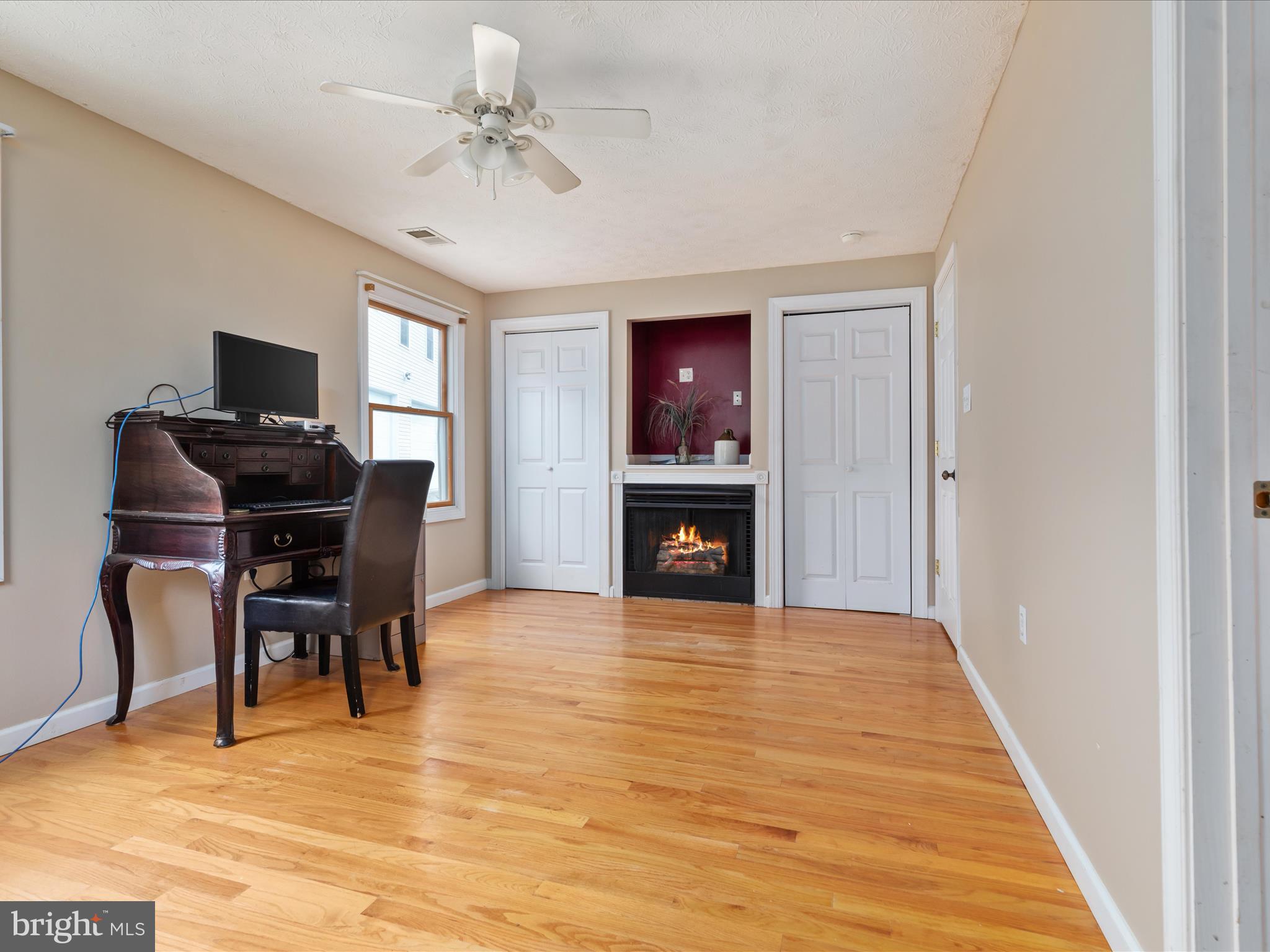 838 Dollar Ln