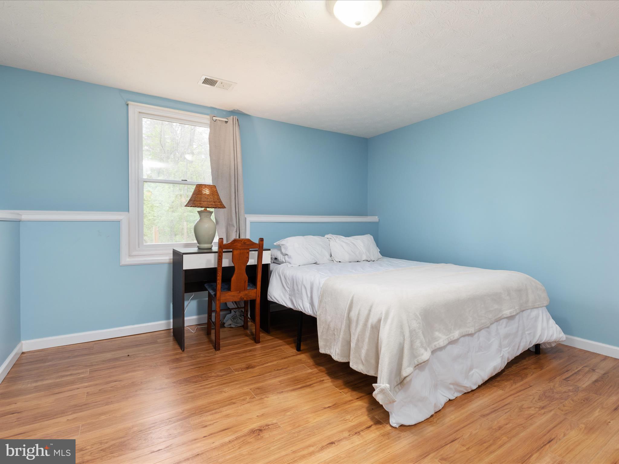 838 Dollar Ln