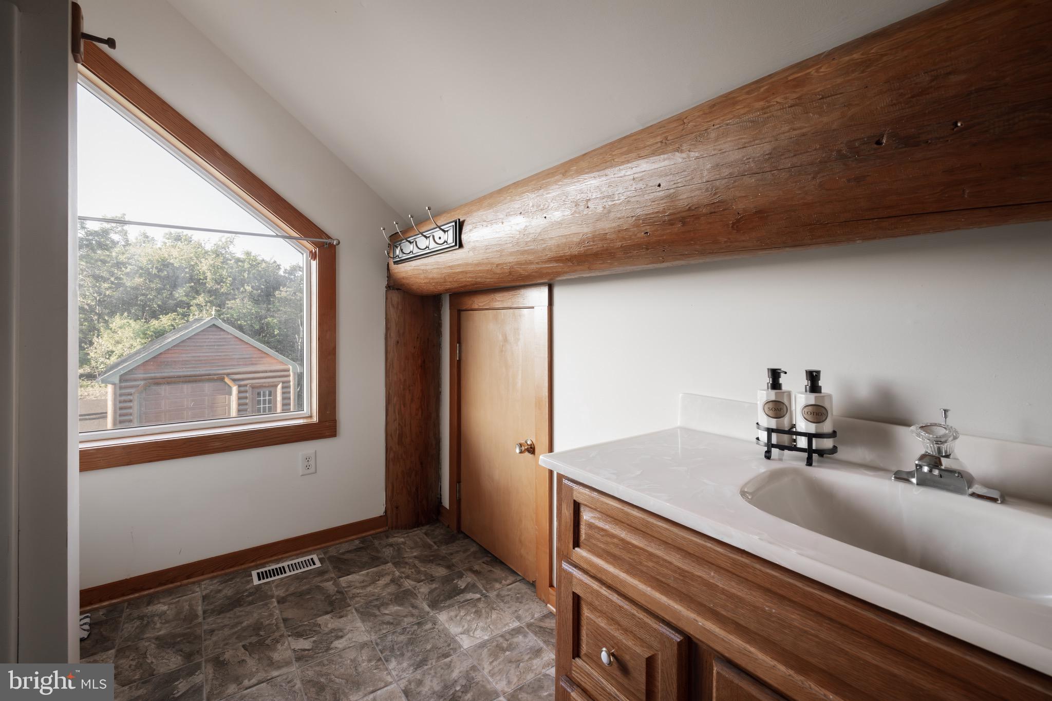 1364 Allegheny Way