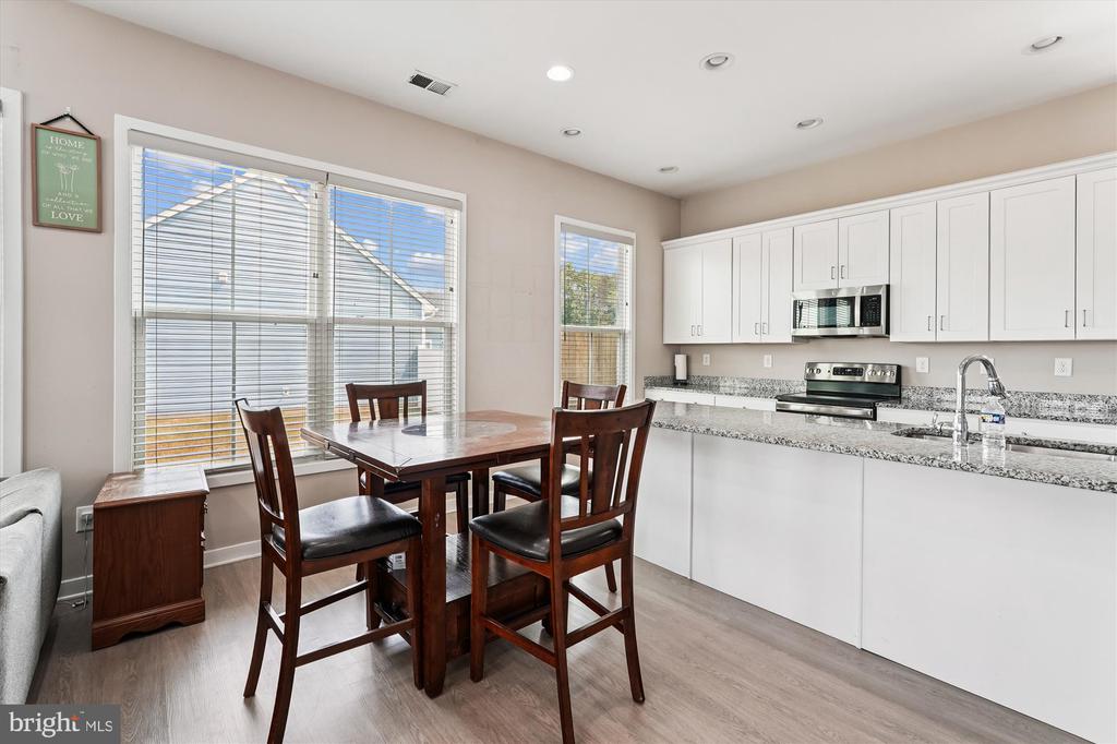 132 SANIBEL WAY