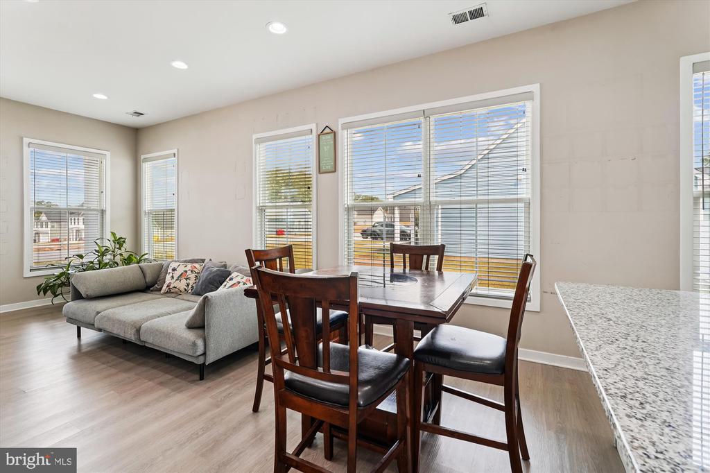 132 SANIBEL WAY