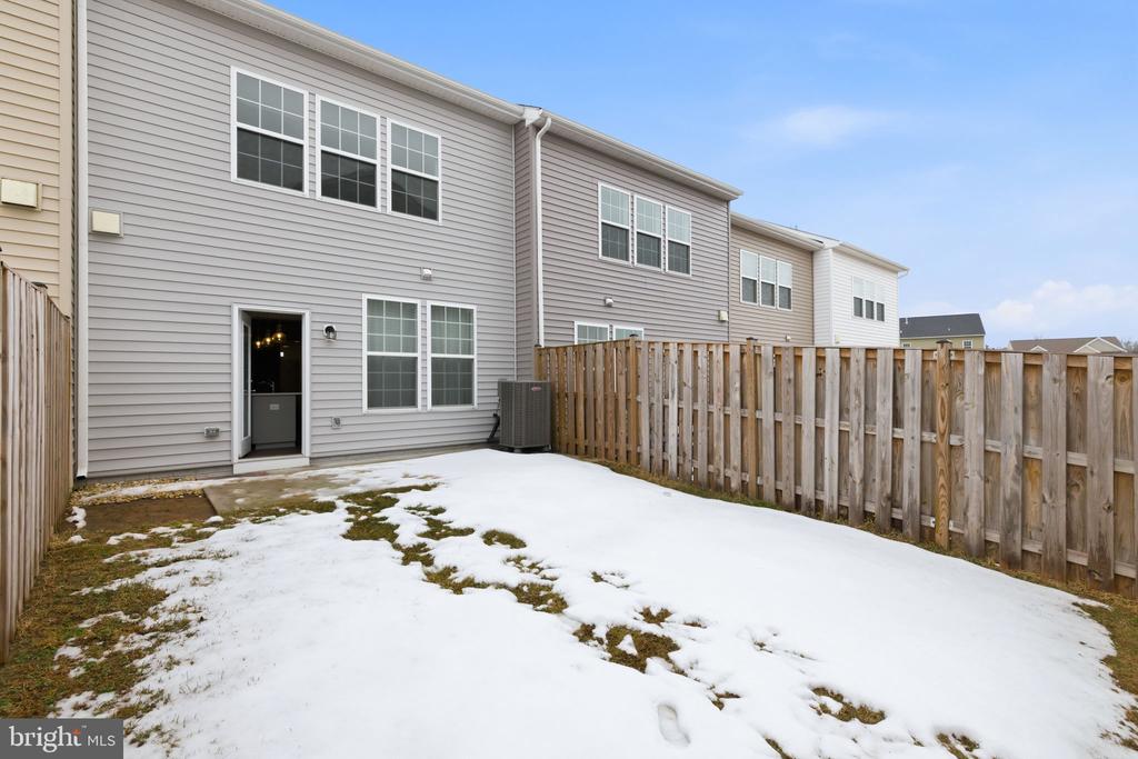 27 KIRBY COURT