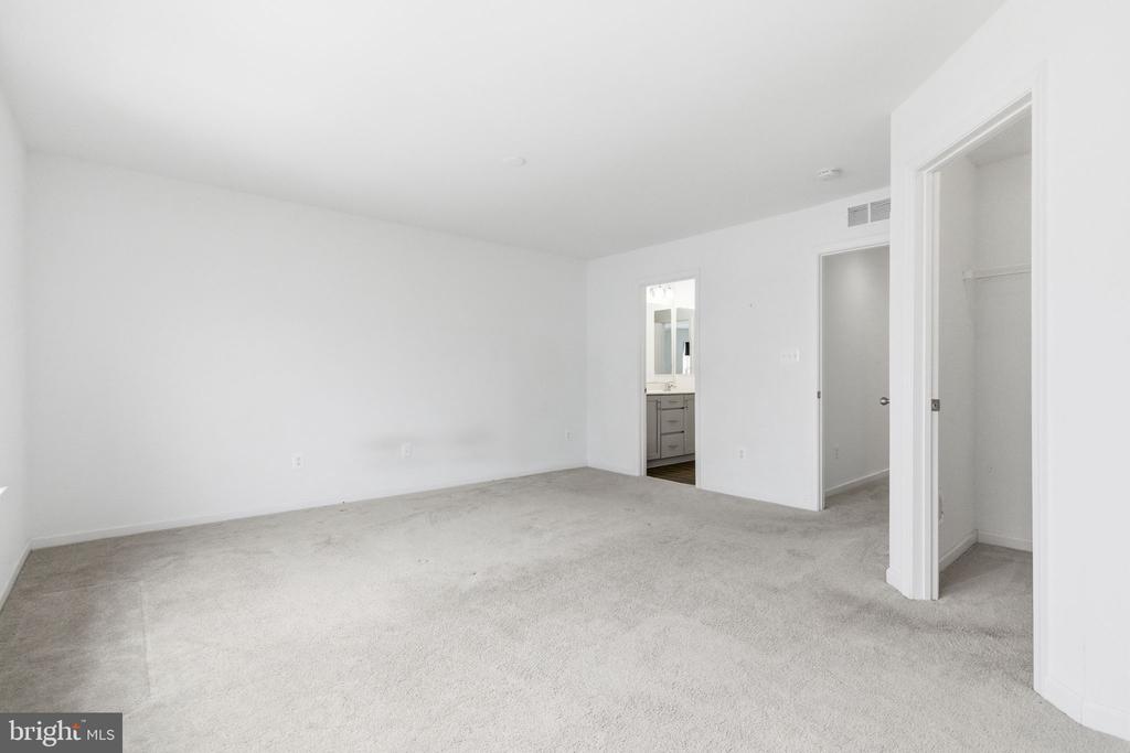 27 KIRBY COURT
