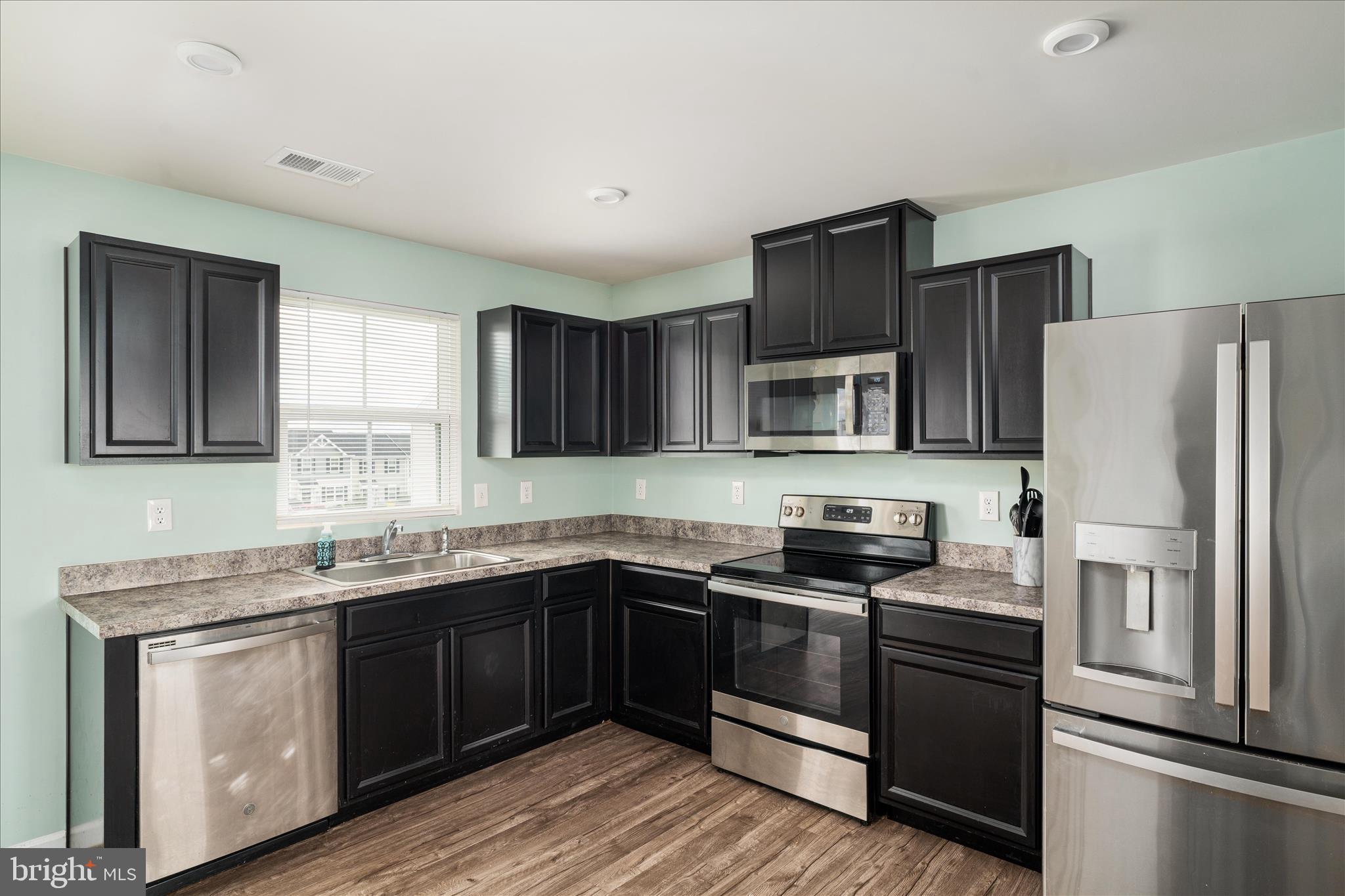 33 SEBAGO PLACE