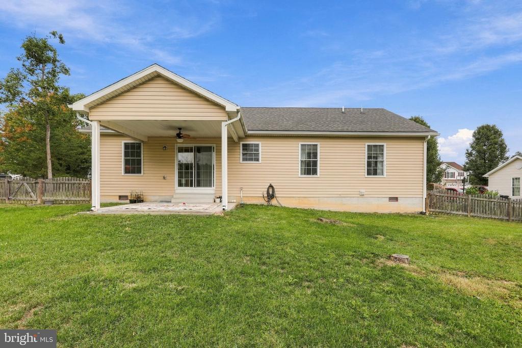 238 BASIN DRIVE