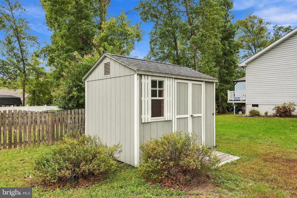 238 BASIN DRIVE