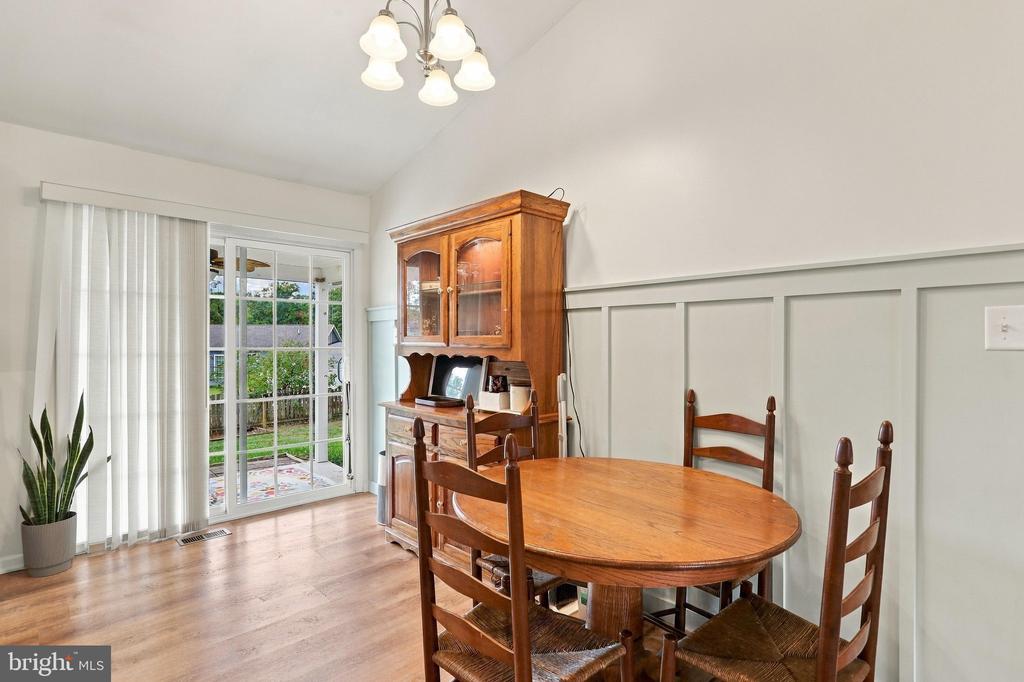 238 BASIN DRIVE