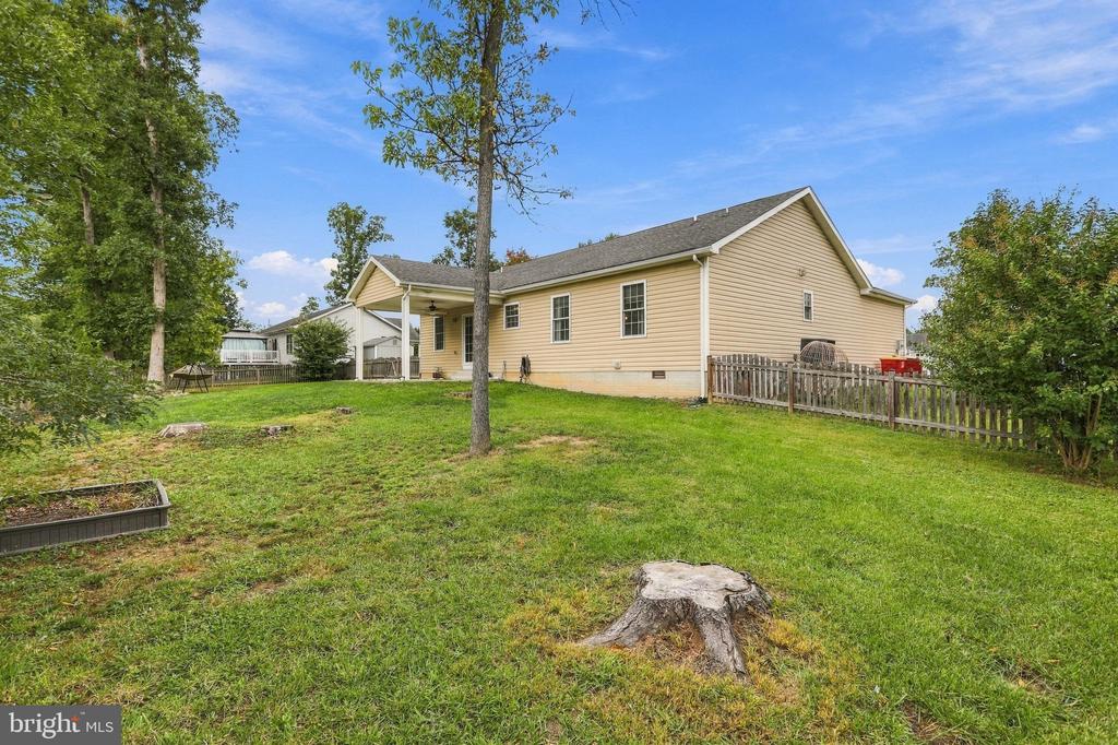 238 BASIN DRIVE