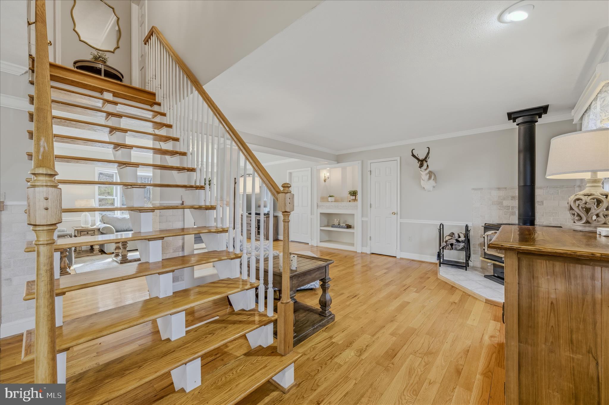 580 BRAEBURN DRIVE
