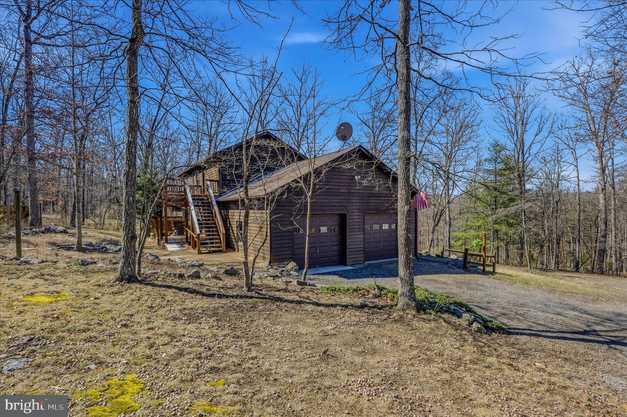 580 BRAEBURN DRIVE