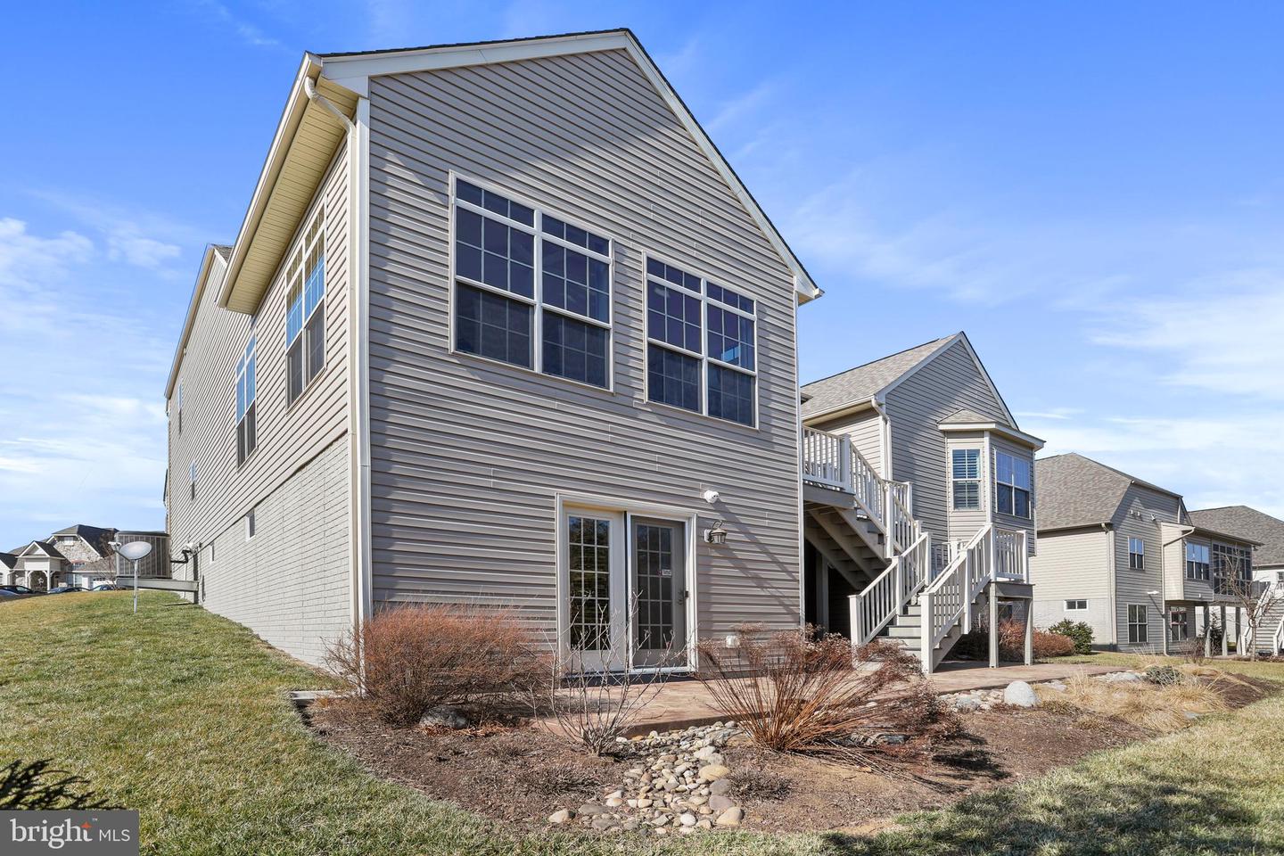 89 POTOMAC CROSSING STREET