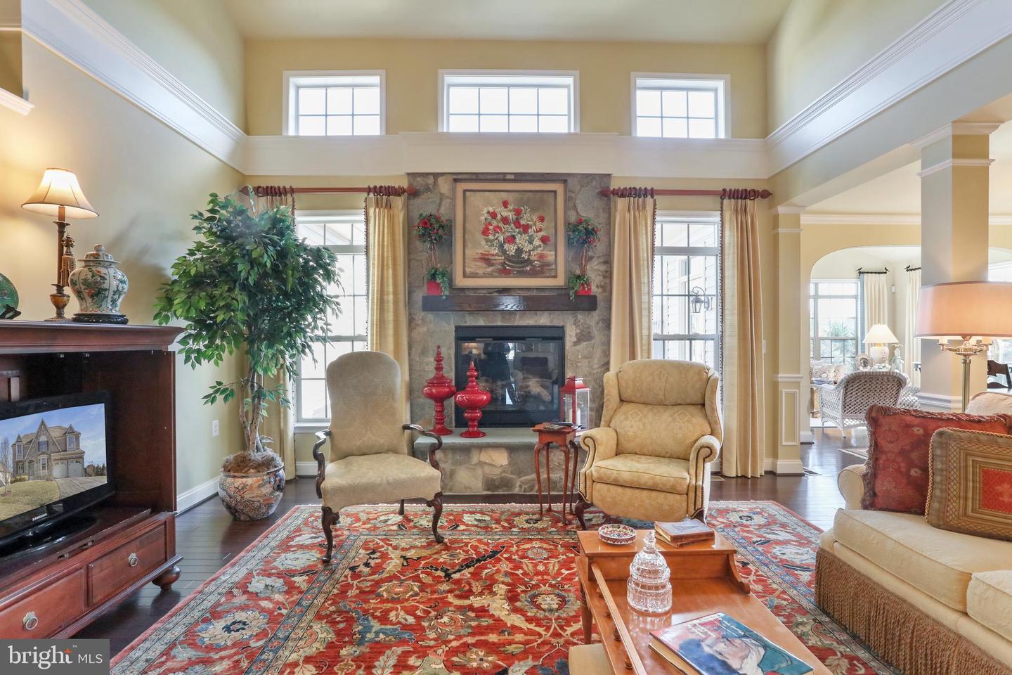 89 POTOMAC CROSSING STREET