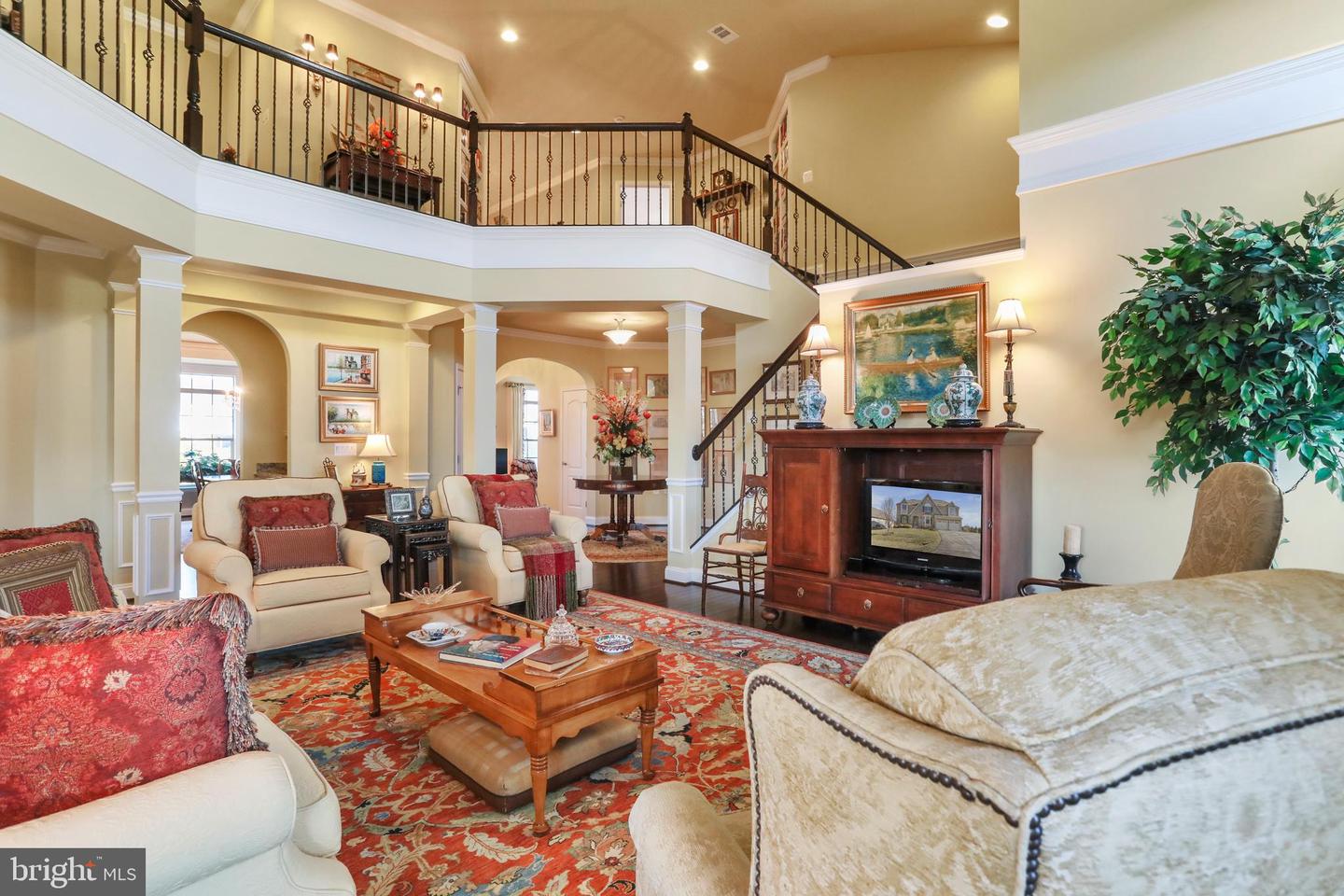 89 POTOMAC CROSSING STREET