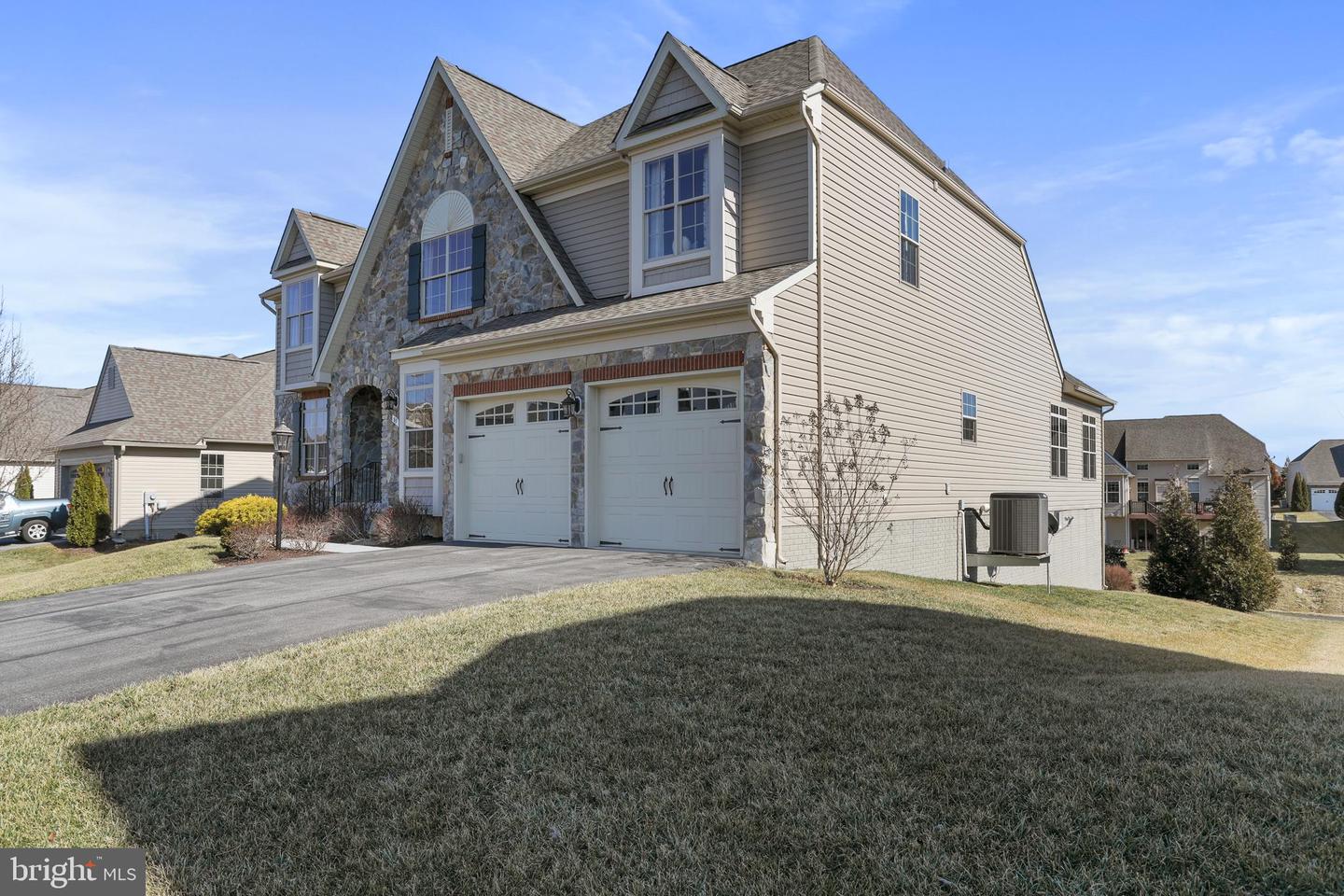89 POTOMAC CROSSING STREET