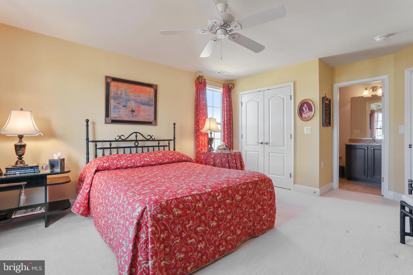 89 POTOMAC CROSSING STREET