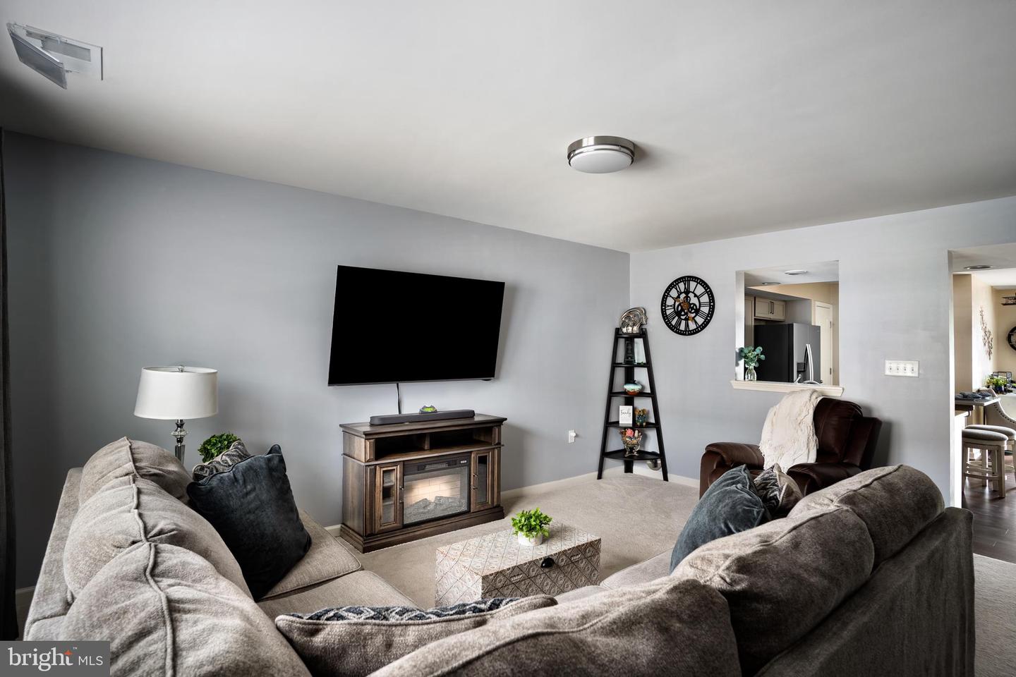 616 THUMPER DRIVE