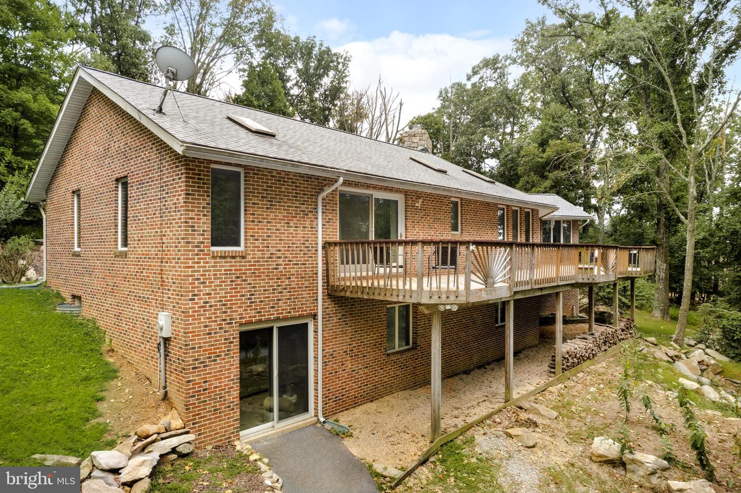 680 WREN LANE