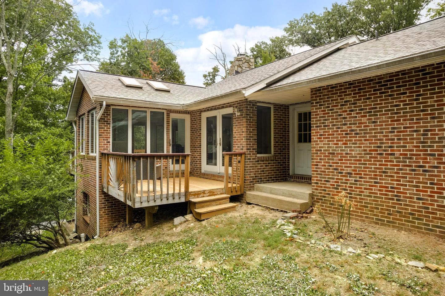 680 WREN LANE