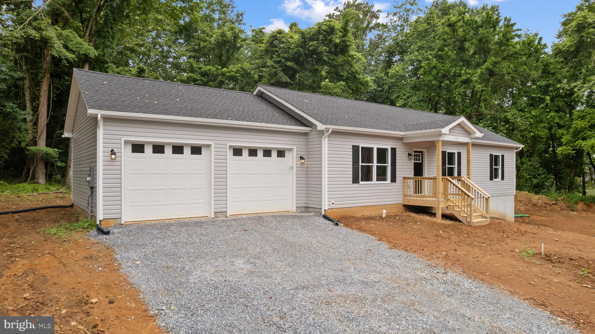 190 Dawn Lane Ln